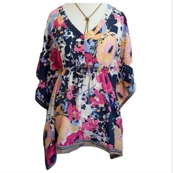 New York & Company Tops - New York & Co Tunic Top Caftan V-Neck Floral 3/4